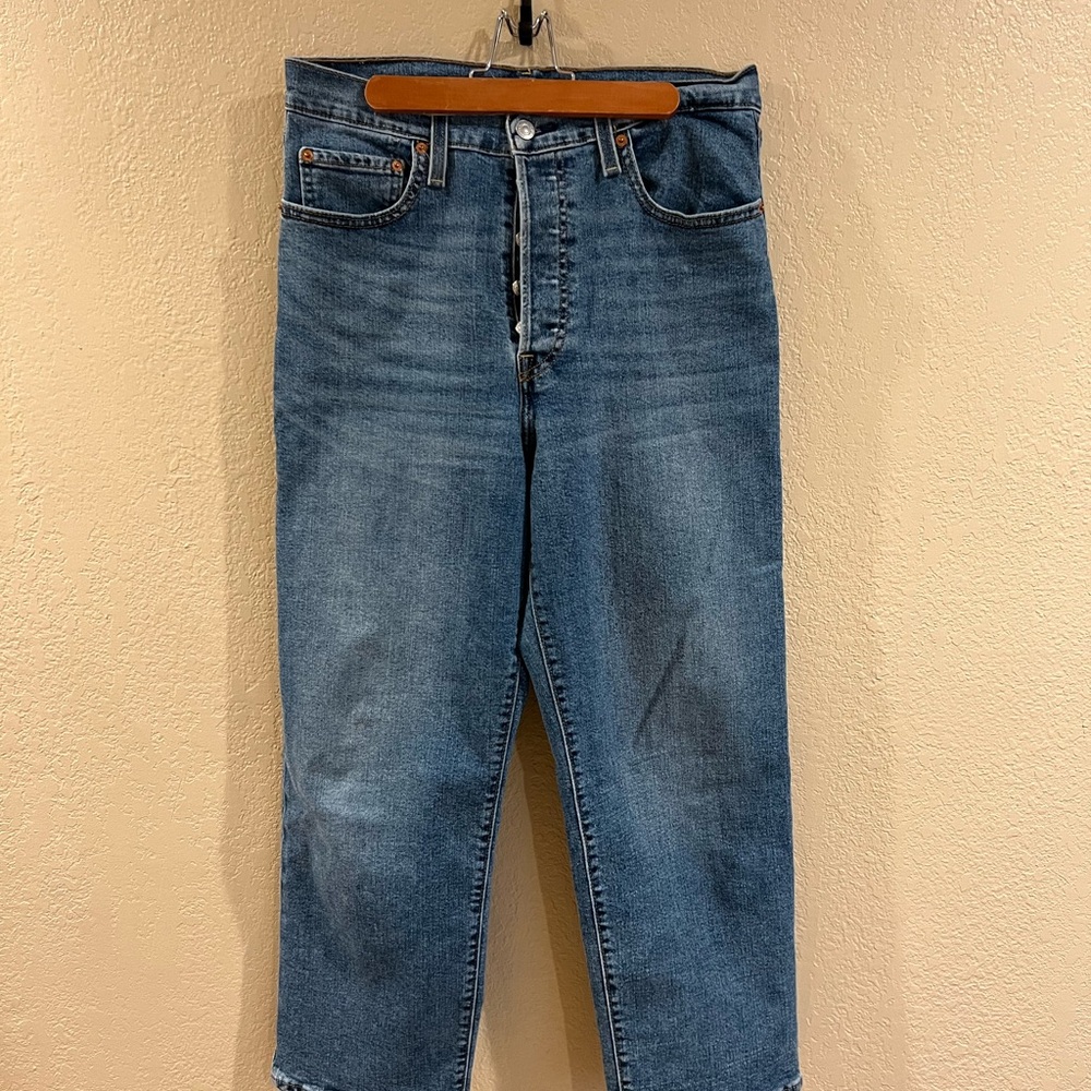 Levi’s Ribcage Straight-Leg Ankle Women's Jeans